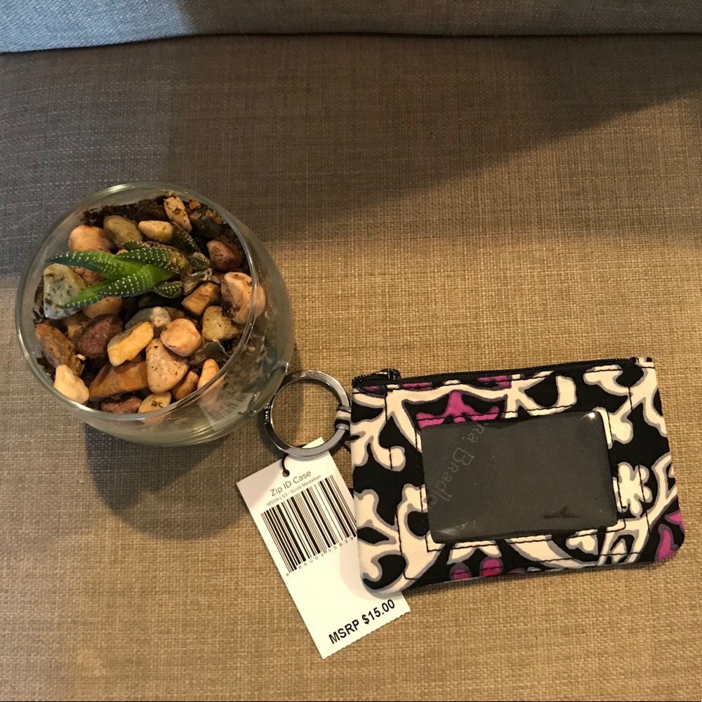Vera Bradley Zip ID Case NWT